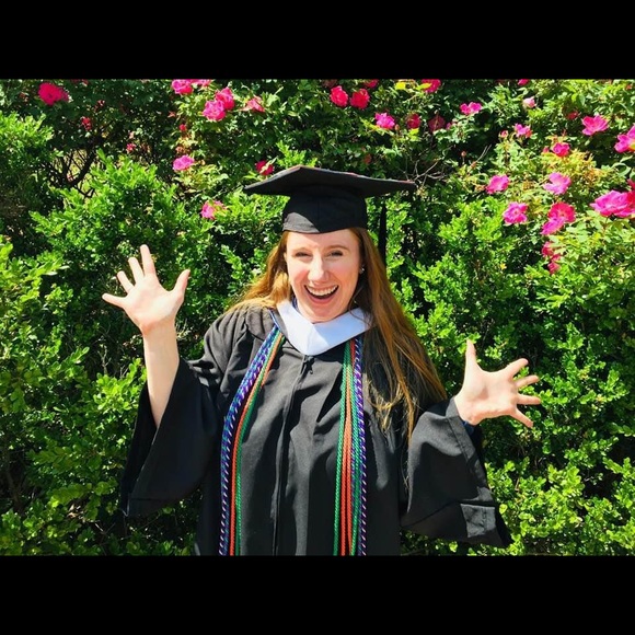 Meet your Posher, Alexandra! - Picture 3 of 3